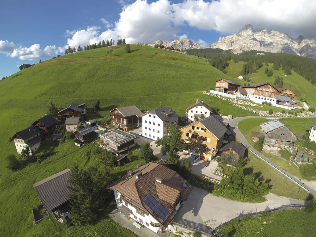 Ciasa Sopla Apartment San Cassiano  Exterior photo