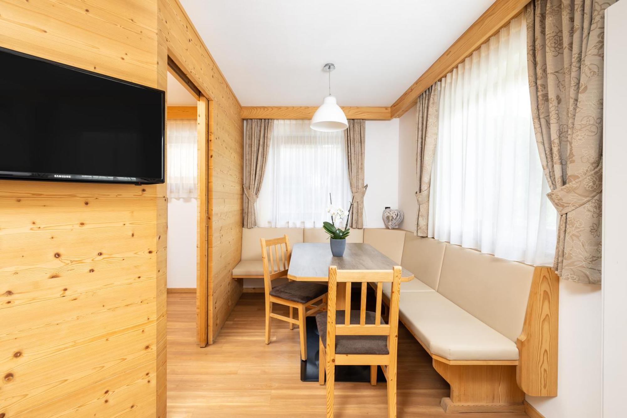 Ciasa Sopla Apartment San Cassiano  Exterior photo